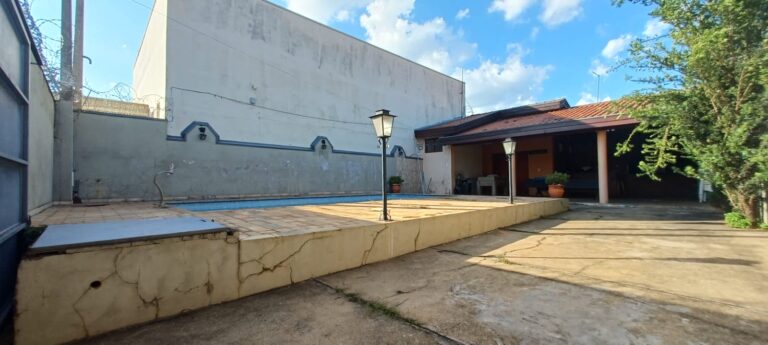 WhatsApp Image 2025-12-05 at 10.31.21 (1)